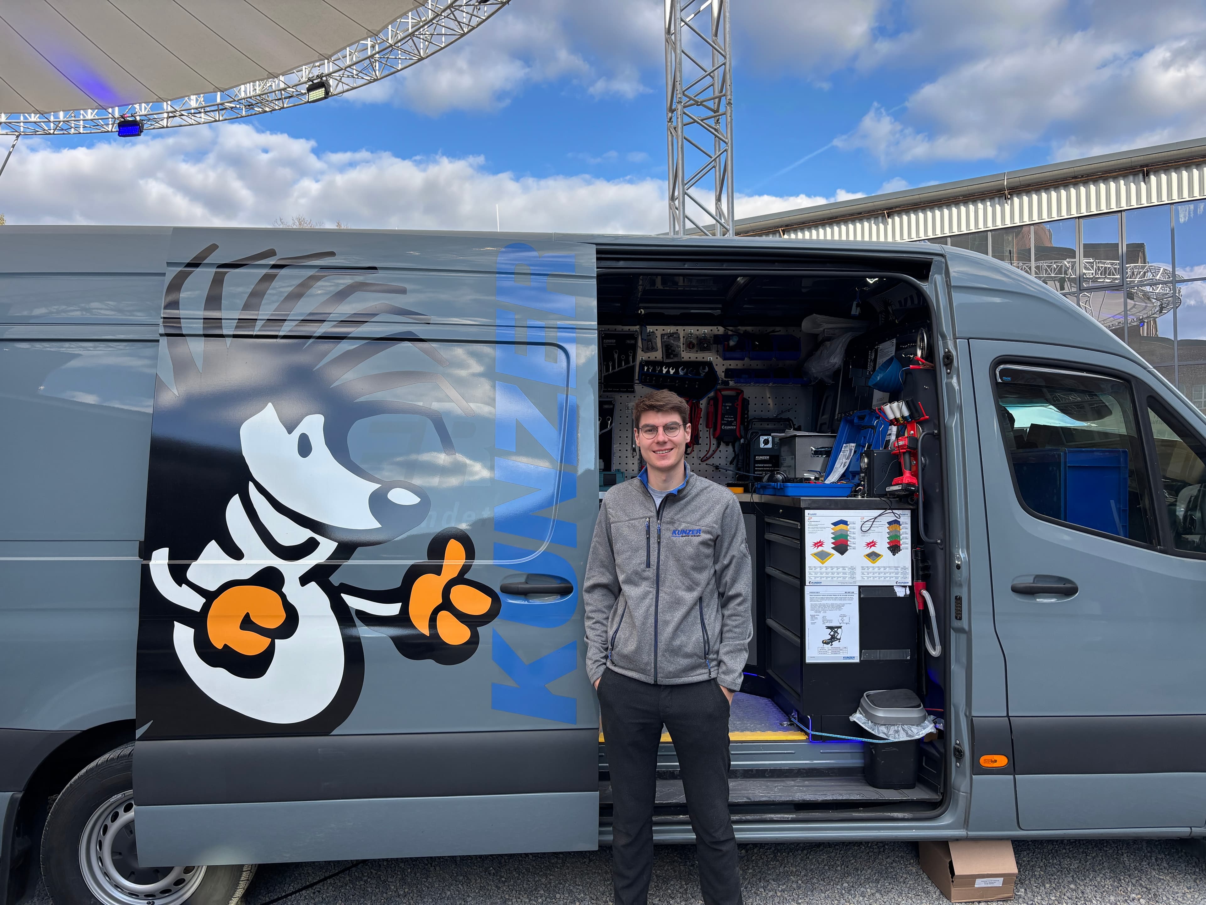 Kunzer Werkzeuge Ausstellerwagen